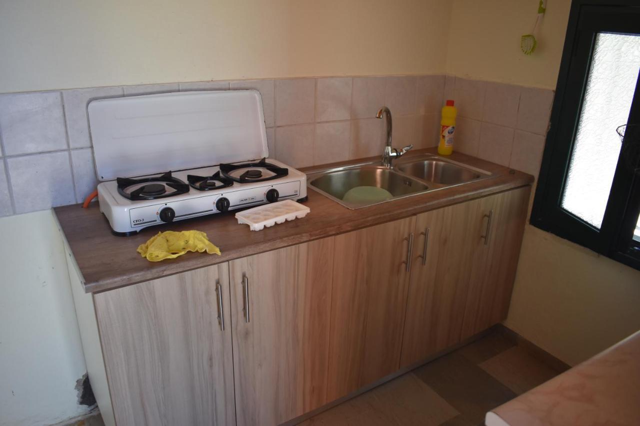Bouka Beachfront Bungalows Agios Nikolaos  Exterior photo